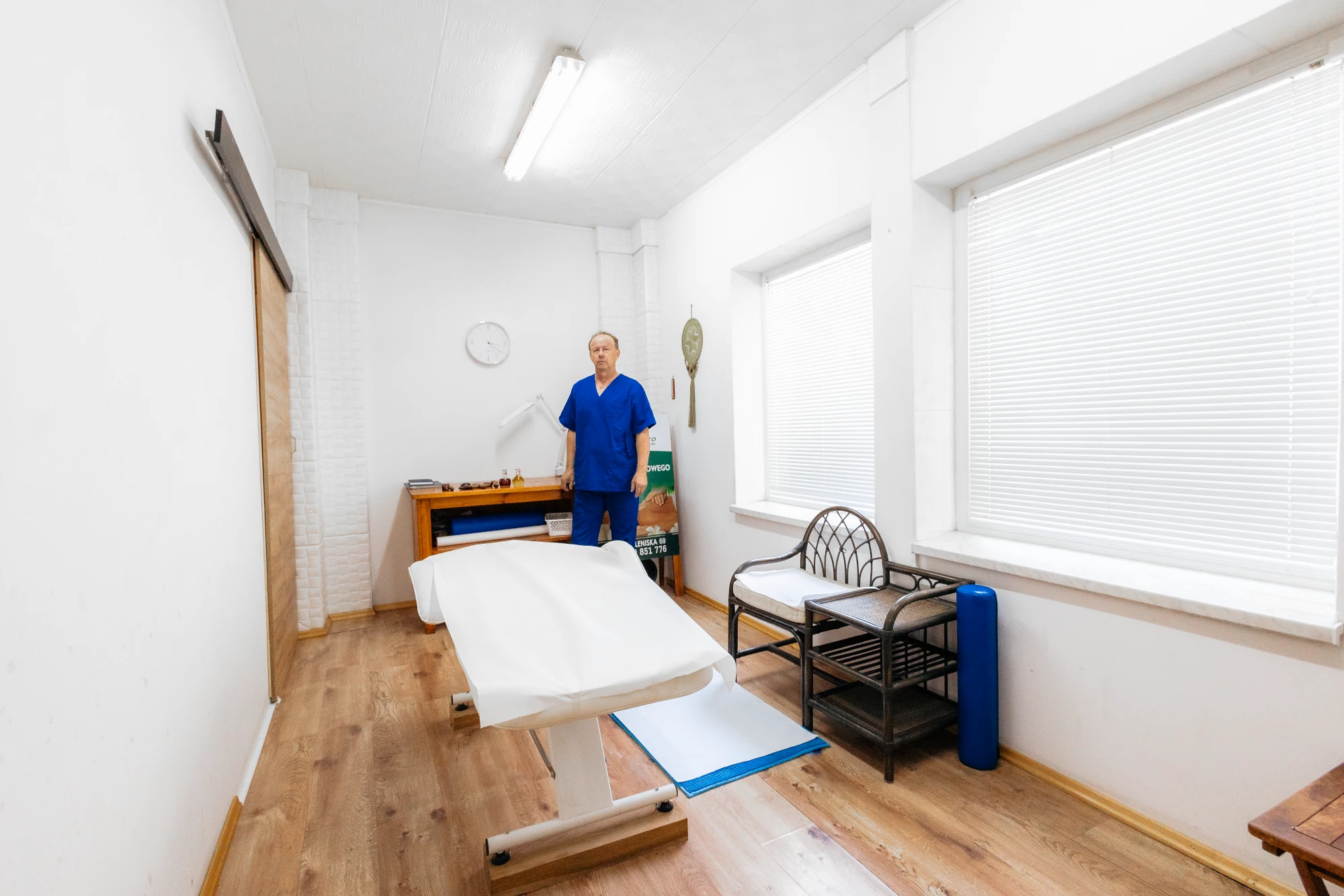 Gabinet masażu ziołowego z olejkami leczniczymi – naturalna strefa relaksu